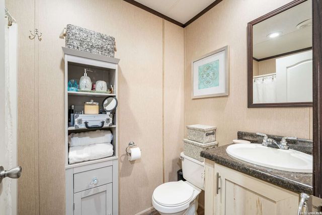 916 private road 2532, Mico, TX 78056