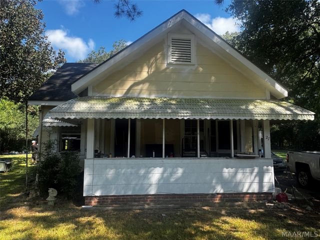 27 2ND Street, Montgomery, AL 36108