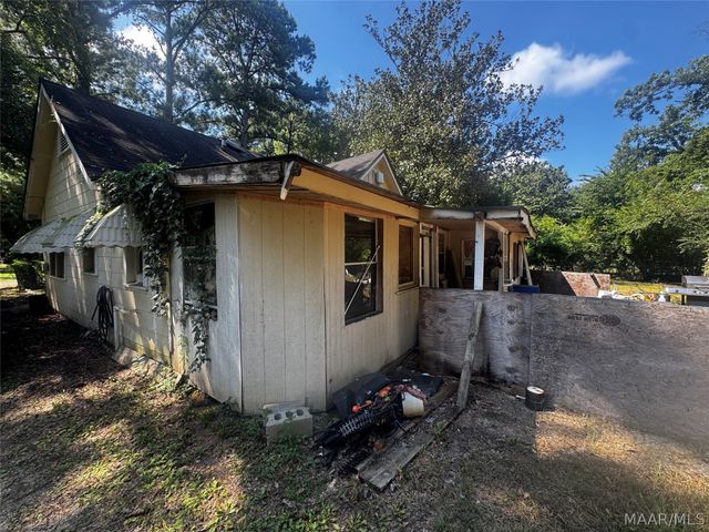 27 2ND Street, Montgomery, AL 36108