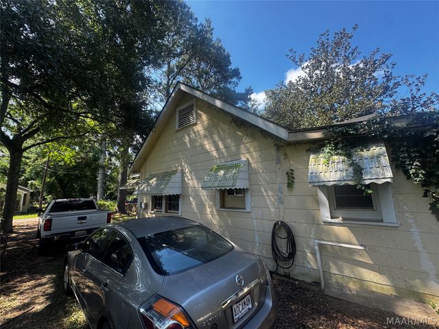 27 2ND Street, Montgomery, AL 36108