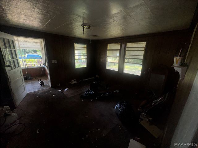27 2ND Street, Montgomery, AL 36108