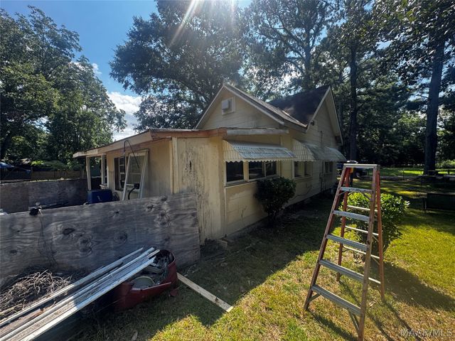 27 2ND Street, Montgomery, AL 36108