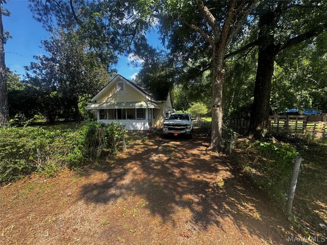 27 2ND Street, Montgomery, AL 36108