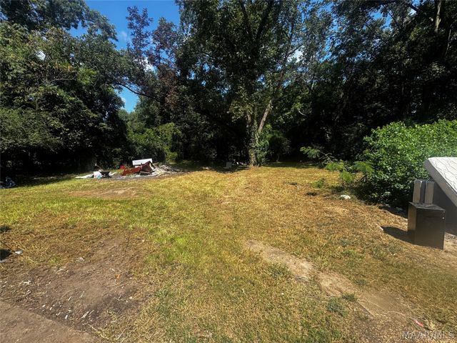 27 2ND Street, Montgomery, AL 36108