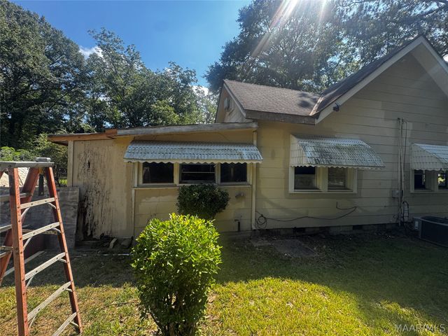 27 2ND Street, Montgomery, AL 36108