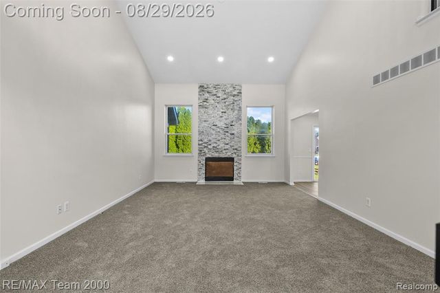 30003 Huron Meadows Drive, Rockwood, MI 48173