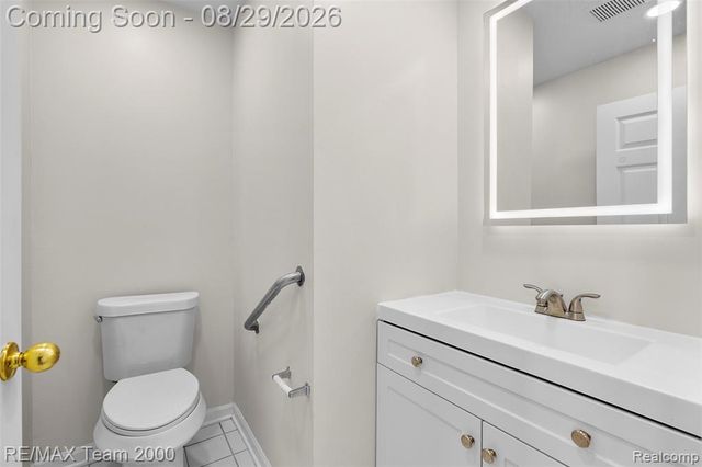 30003 Huron Meadows Drive, Rockwood, MI 48173