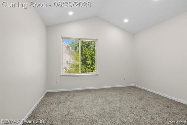 30003 Huron Meadows Drive, Rockwood, MI 48173