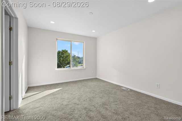 30003 Huron Meadows Drive, Rockwood, MI 48173