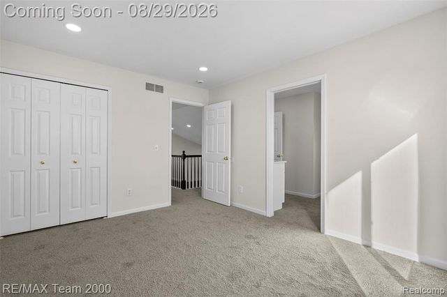 30003 Huron Meadows Drive, Rockwood, MI 48173