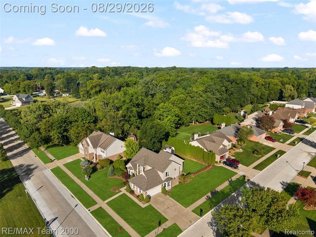 30003 Huron Meadows Drive, Rockwood, MI 48173