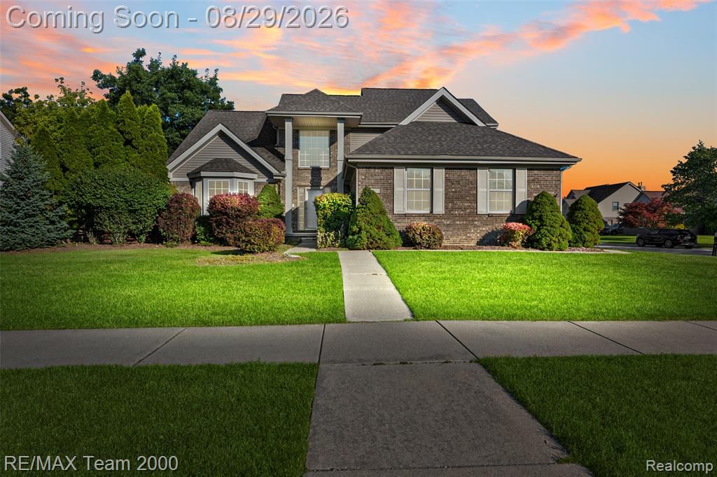 30003 Huron Meadows Drive, Rockwood, MI 48173