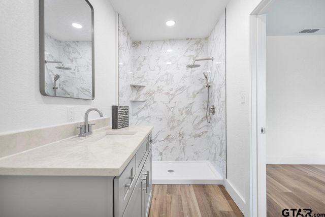 10302 CR 3181, Lindale, TX 75771