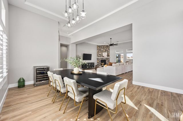 16612 Bellewood Place, Bakersfield, CA 93314