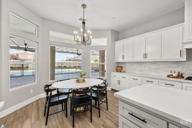 16612 Bellewood Place, Bakersfield, CA 93314