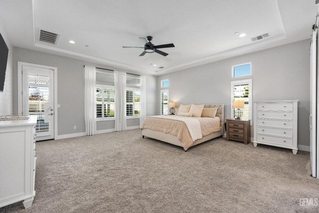 16612 Bellewood Place, Bakersfield, CA 93314