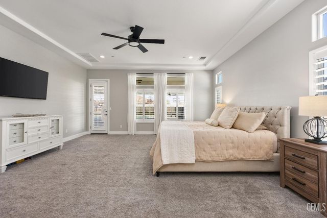 16612 Bellewood Place, Bakersfield, CA 93314