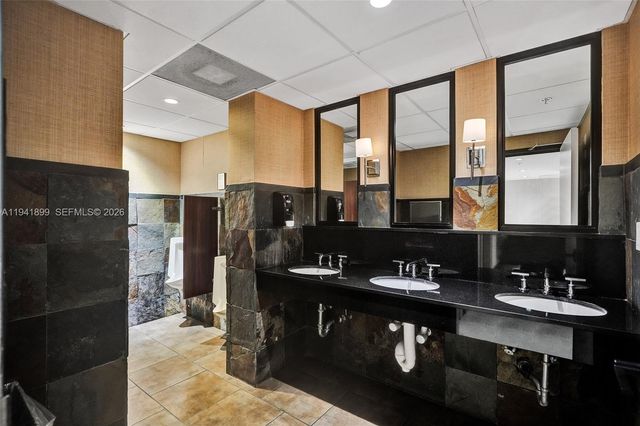 1110 Brickell Ave 204A, Miami, FL 33131