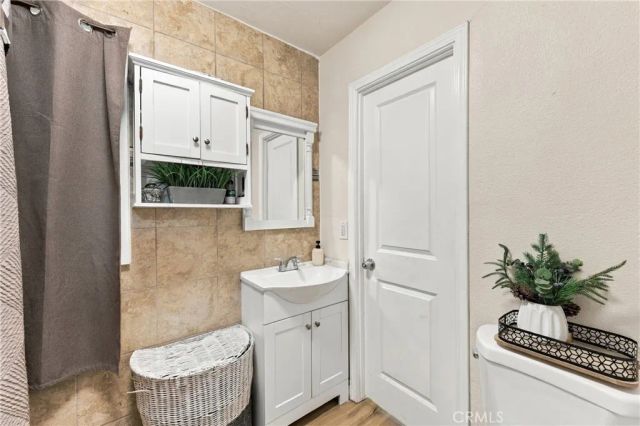947 S Vancouver Avenue, Los Angeles, CA 90022