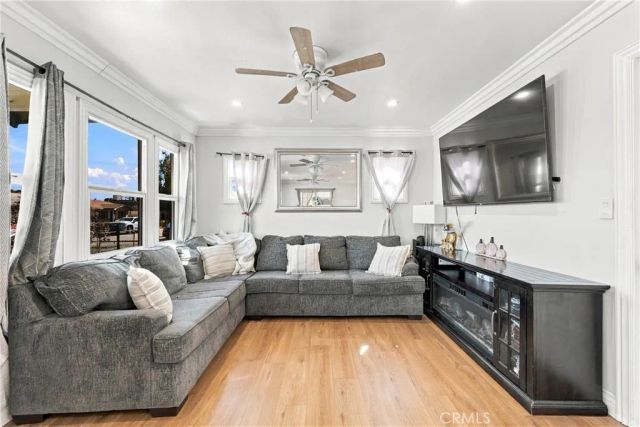 947 S Vancouver Avenue, Los Angeles, CA 90022