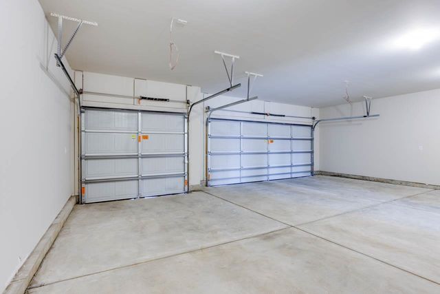 12005 W Cornelison St, Wichita, KS 67212