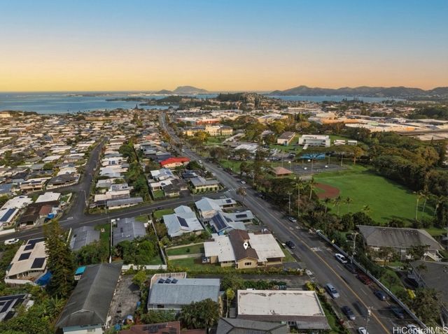 46-239 Haiku Road, Kaneohe, HI 96744