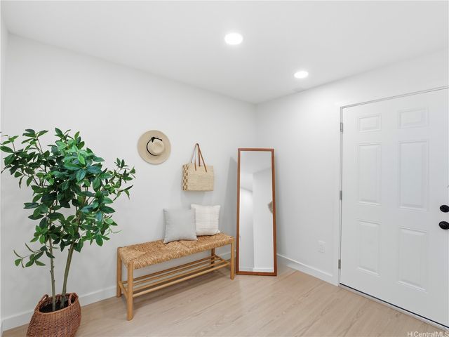 46-239 Haiku Road, Kaneohe, HI 96744