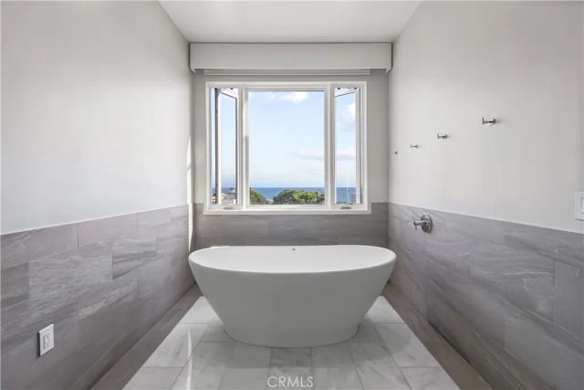 22065 Pacific Coast Hwy 3, Malibu, CA 90265