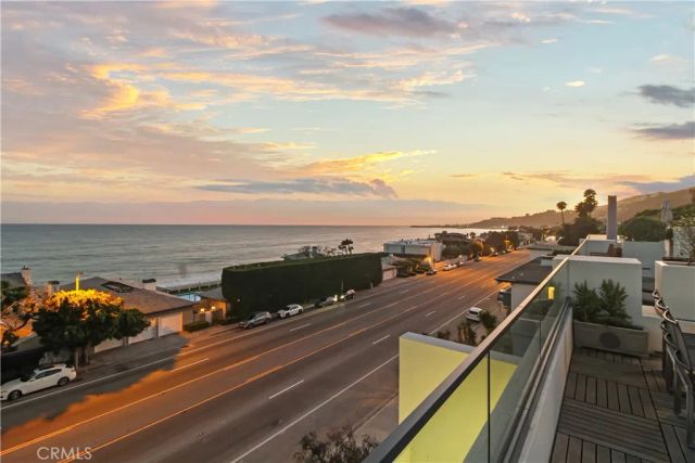 22065 Pacific Coast Hwy 3, Malibu, CA 90265