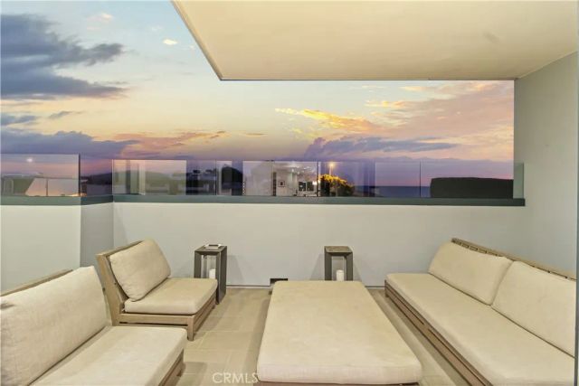 22065 Pacific Coast Hwy 3, Malibu, CA 90265