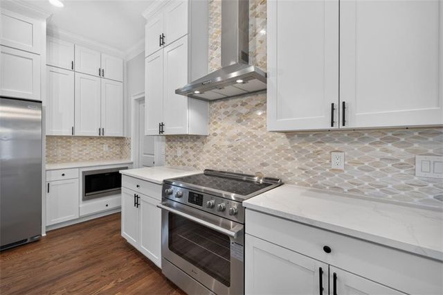 505 Old Collins Road, Hoschton, GA 30548