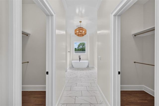 505 Old Collins Road, Hoschton, GA 30548
