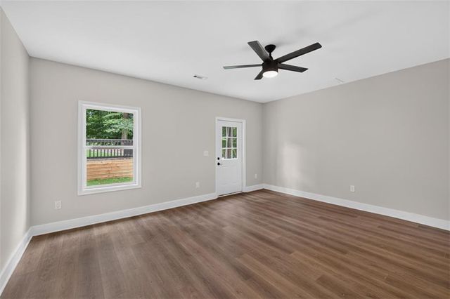 505 Old Collins Road, Hoschton, GA 30548