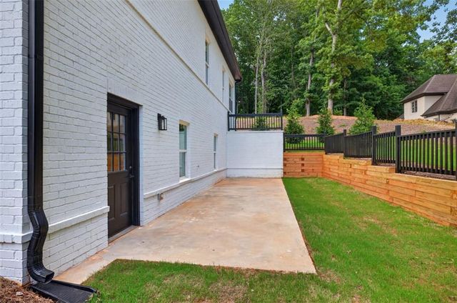505 Old Collins Road, Hoschton, GA 30548