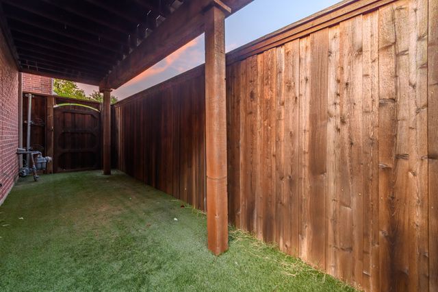 4415 Holland Avenue D, Dallas, TX 75219