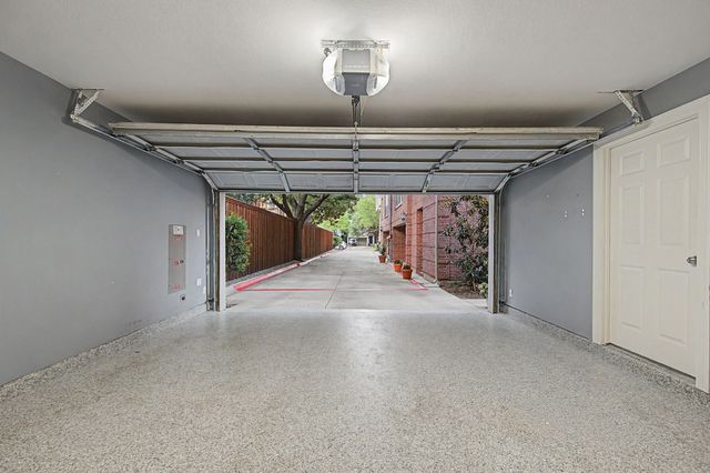 4415 Holland Avenue D, Dallas, TX 75219