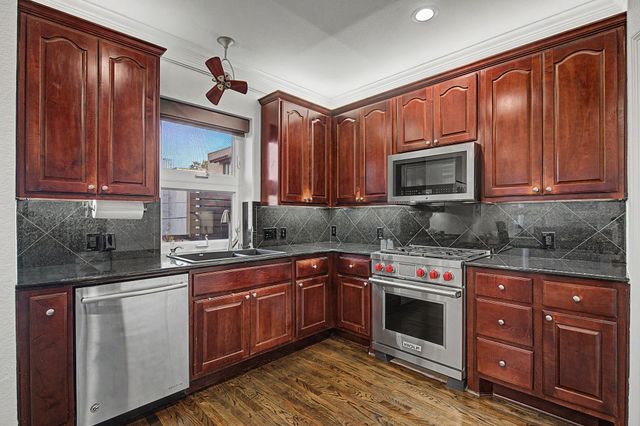 4415 Holland Avenue D, Dallas, TX 75219