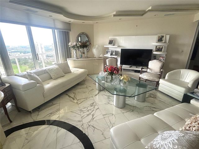 20191 E Country Club Dr 2601, Aventura, FL 33180