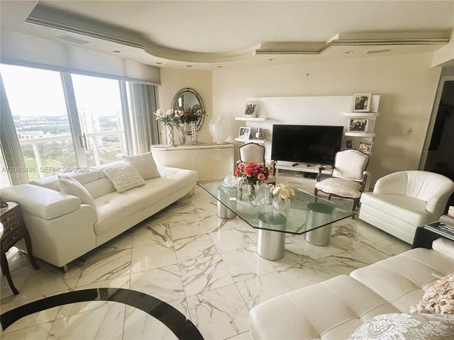 20191 E Country Club Dr 2601, Aventura, FL 33180