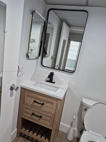 67 Monaco B, Delray Beach, FL 33446