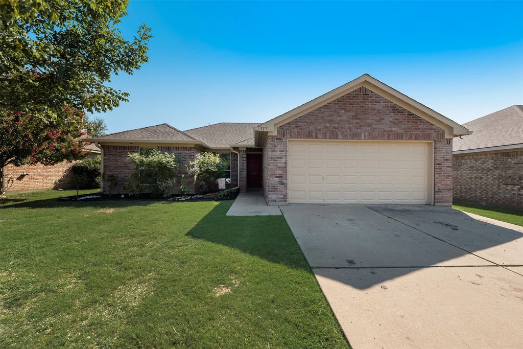 117 Breanna Way, Waxahachie, TX 75165