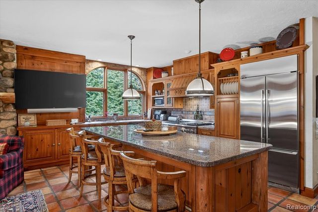 405 Bonnie Brier Street, Birmingham, MI 48009