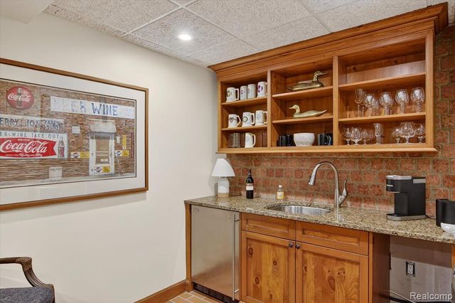 405 Bonnie Brier Street, Birmingham, MI 48009