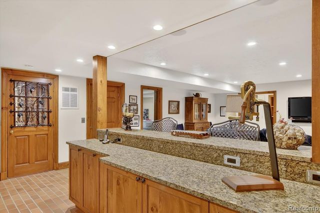 405 Bonnie Brier Street, Birmingham, MI 48009