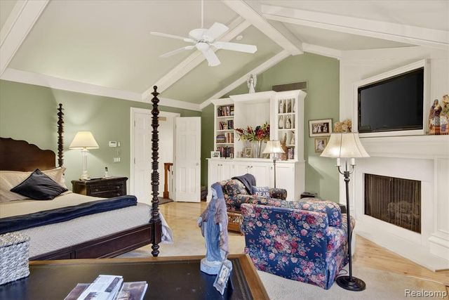 405 Bonnie Brier Street, Birmingham, MI 48009