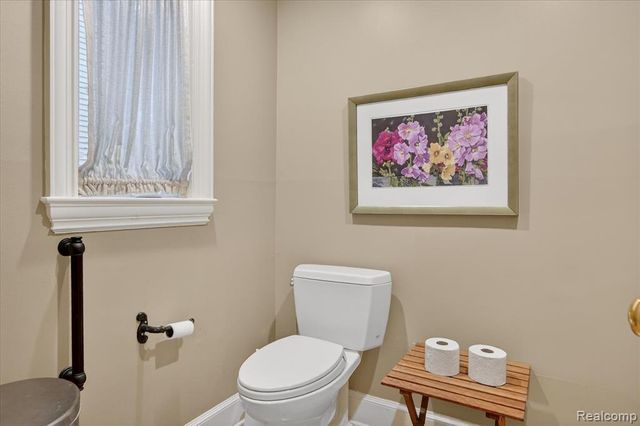 405 Bonnie Brier Street, Birmingham, MI 48009