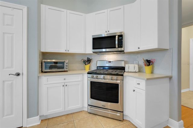 2947 MAJESTIC ISLE DRIVE, Clermont, FL 34711