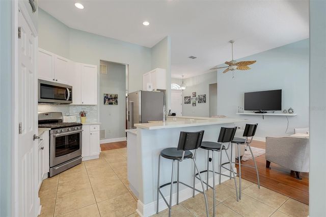 2947 MAJESTIC ISLE DRIVE, Clermont, FL 34711