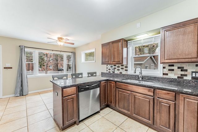 4856 Howard Street, Skokie, IL 60077