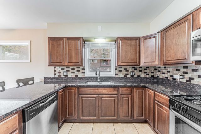 4856 Howard Street, Skokie, IL 60077